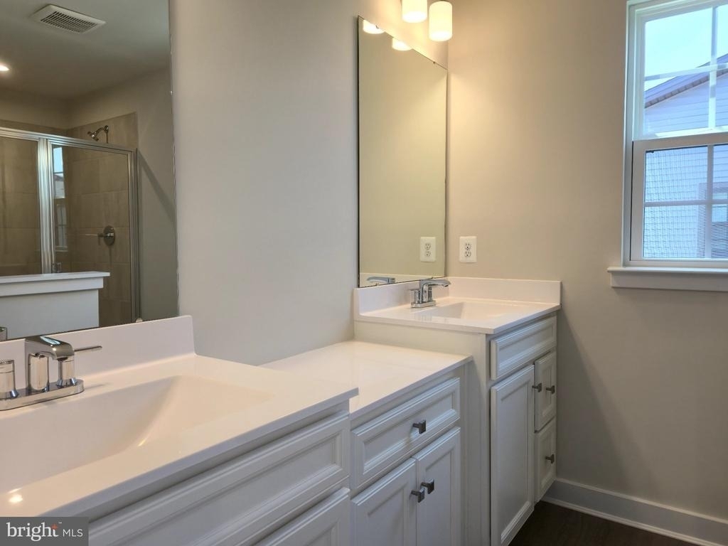 246 E Main Street - Photo 12
