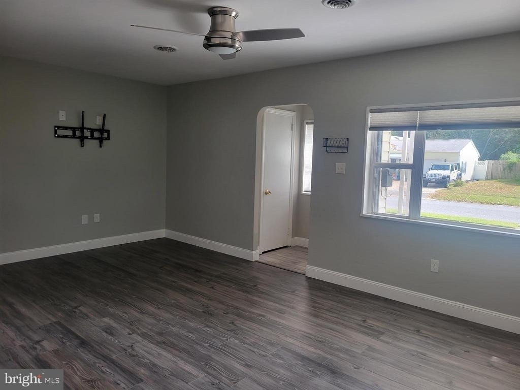 38 Evergreen Drive - Photo 5