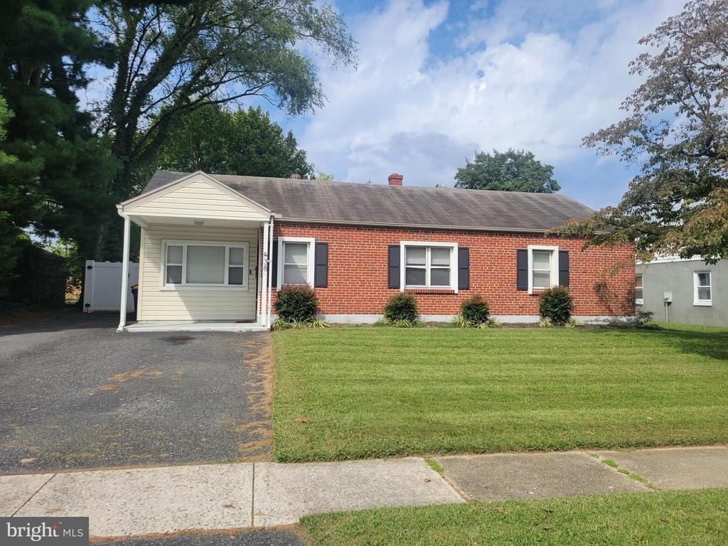 38 Evergreen Drive - Photo 2