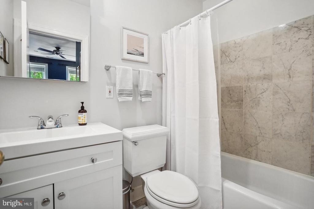 1324 Euclid Street Nw - Photo 20