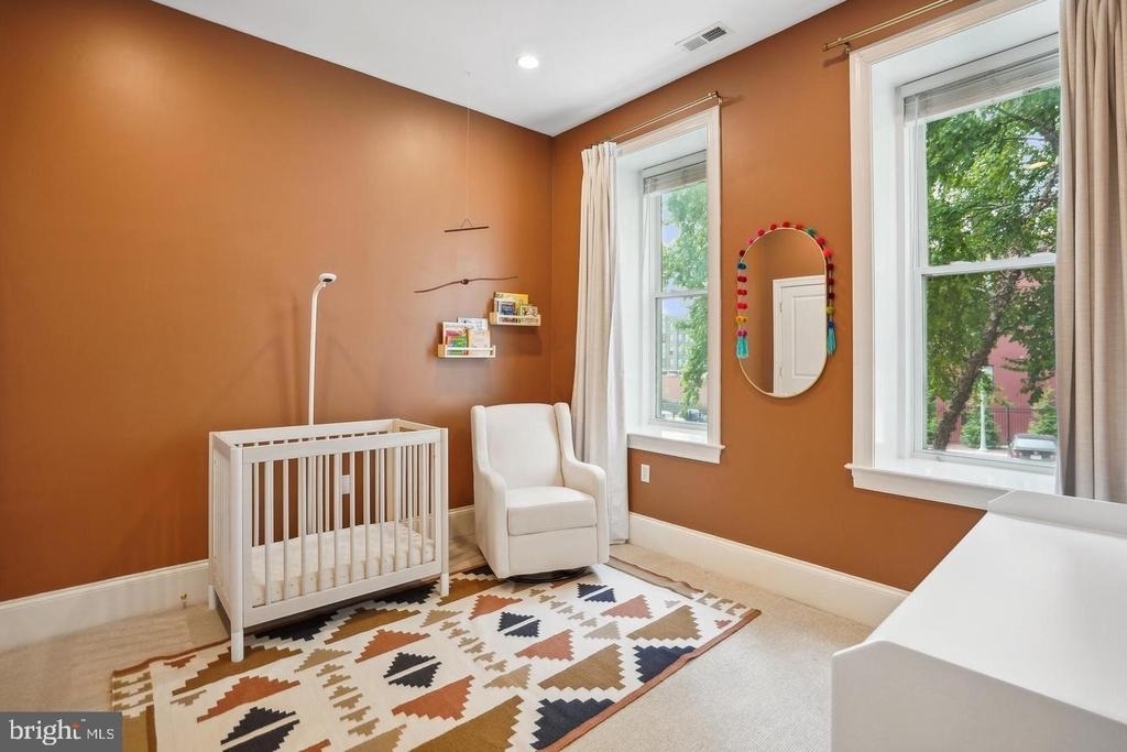 1324 Euclid Street Nw - Photo 14