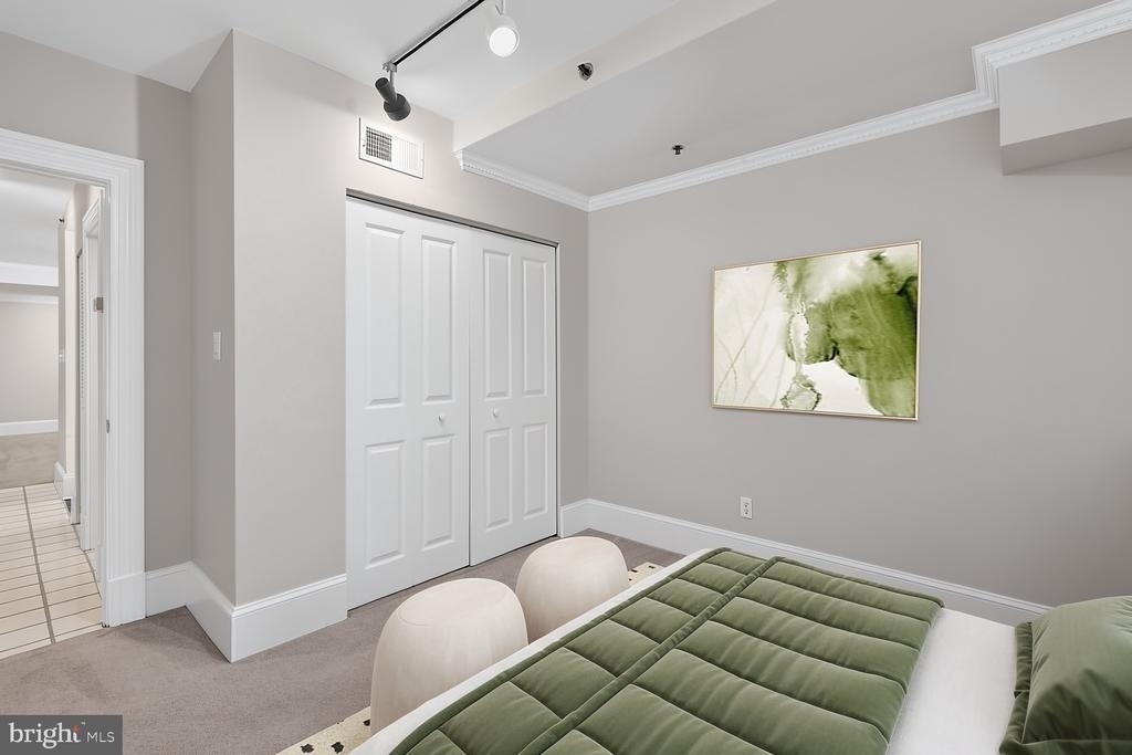 1736 18th Street Nw - Photo 17