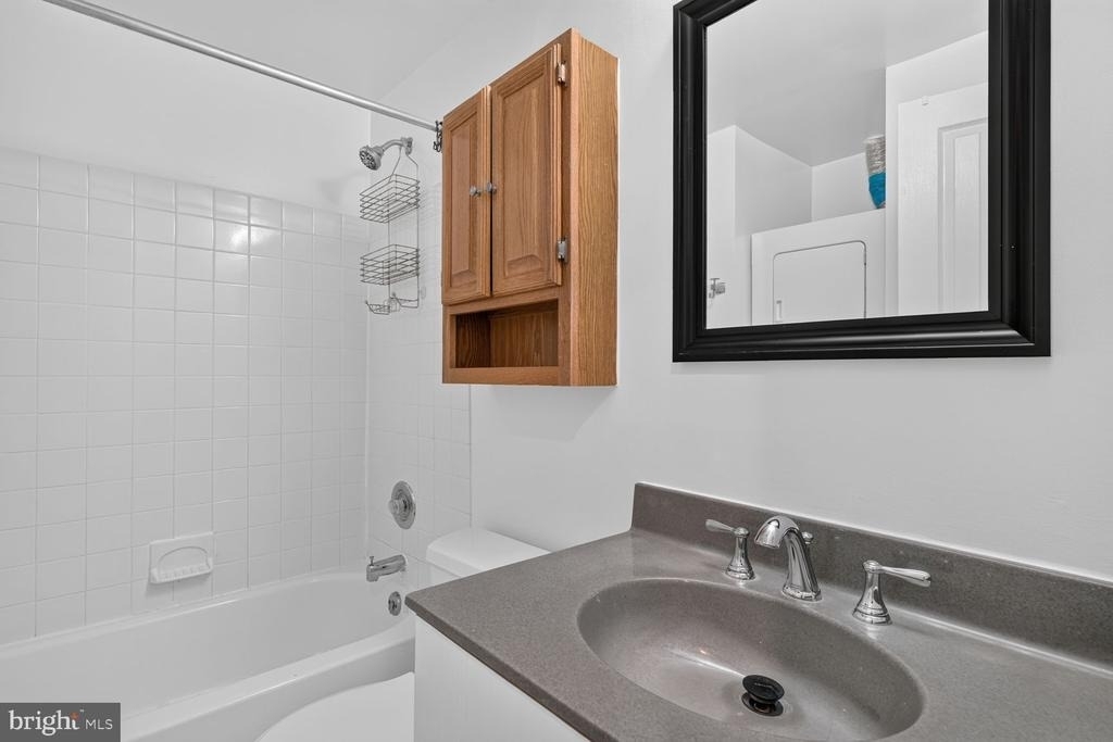 1736 18th Street Nw - Photo 18