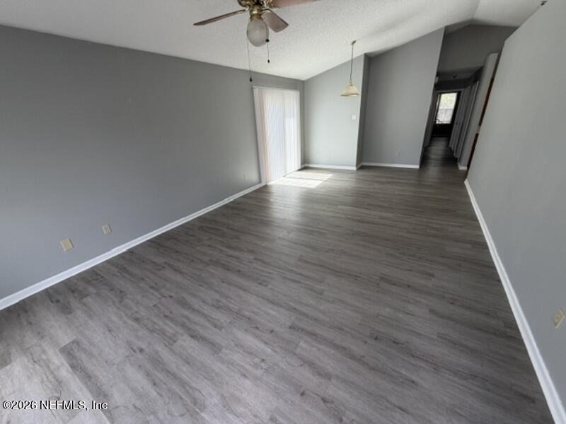 5061 Knightsbridge Circle - Photo 9