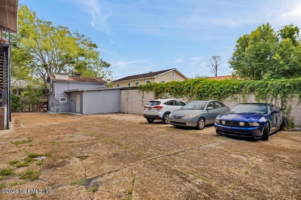2738 Riverside Avenue - Photo 22