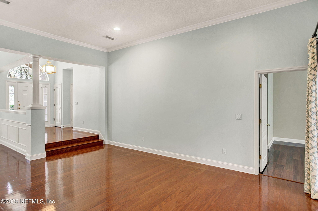 1837 Forest Glen Way - Photo 3