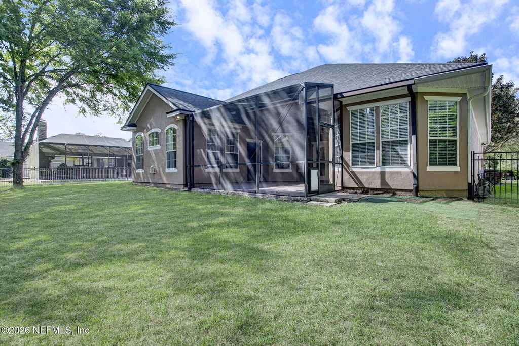 1837 Forest Glen Way - Photo 32