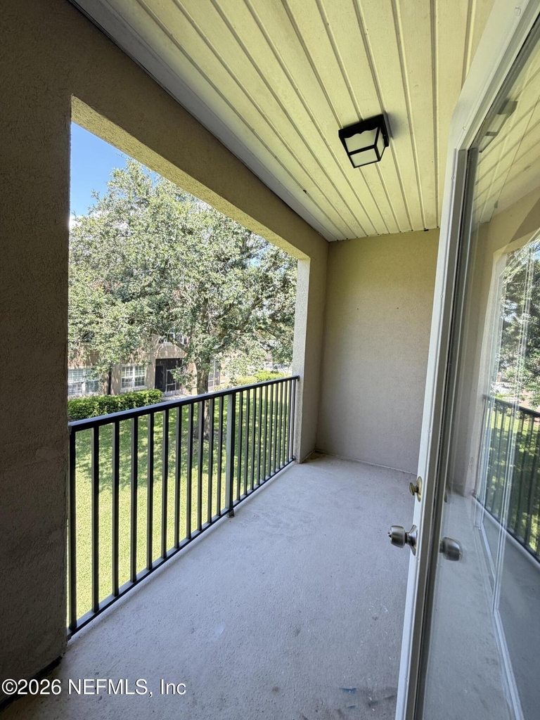 12301 Kernan Forest Boulevard - Photo 8