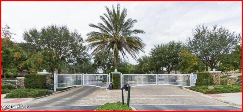 12301 Kernan Forest Boulevard - Photo 15