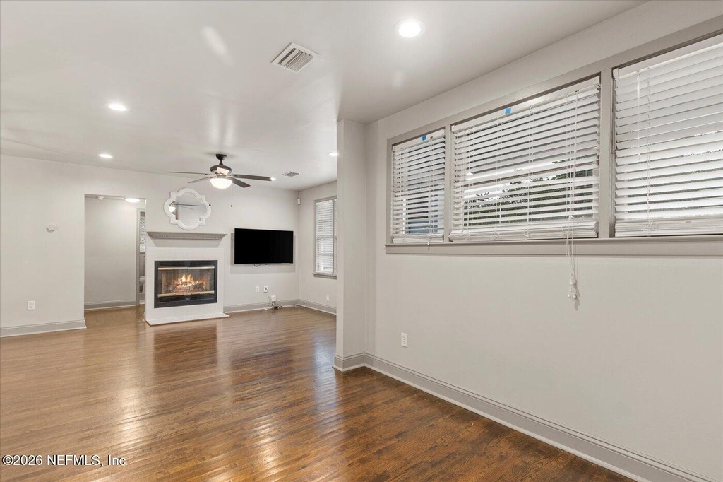 1273 Lechlade Circle - Photo 10