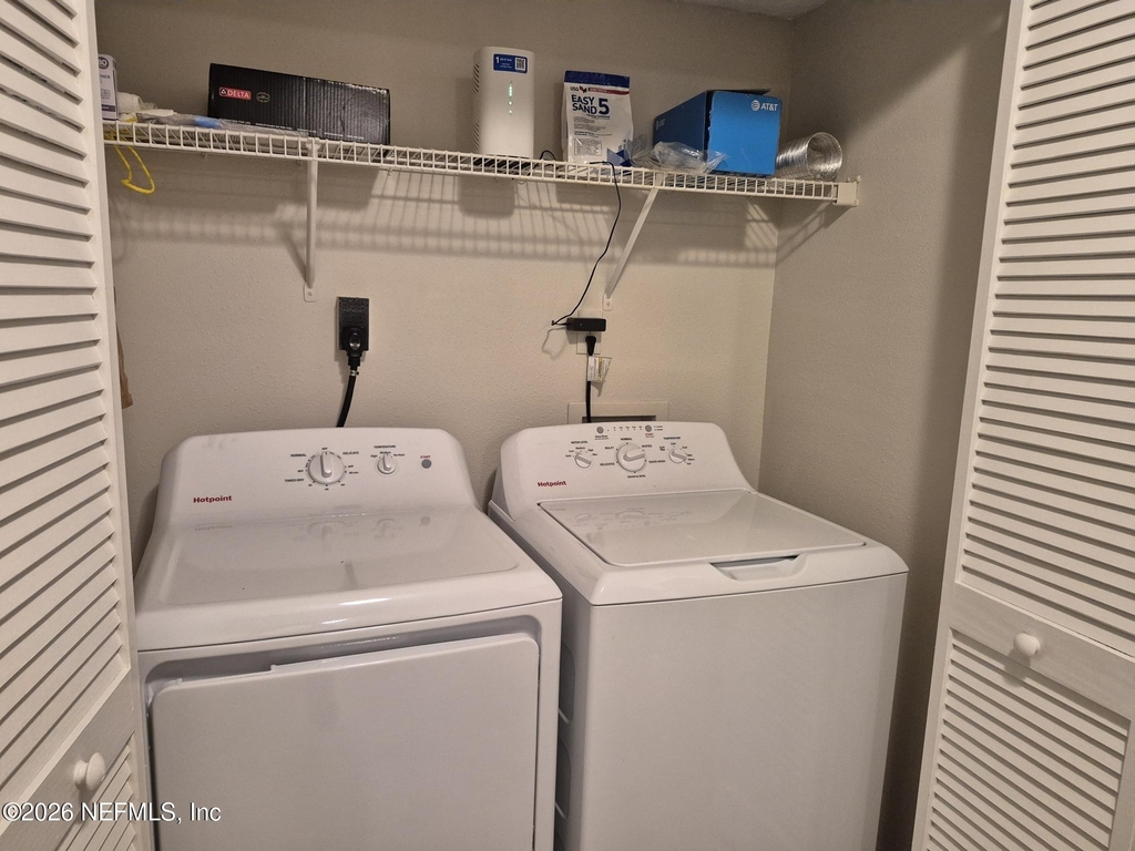 5260 Collins Road - Photo 10
