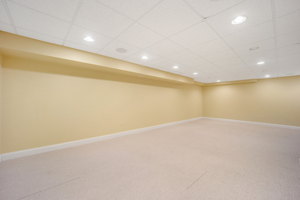 120 E 8th Street - Photo 26