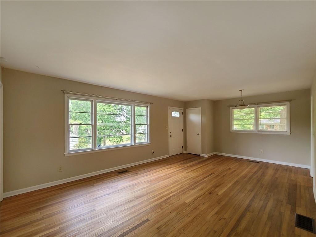 3225 Forrest Hills Drive - Photo 10