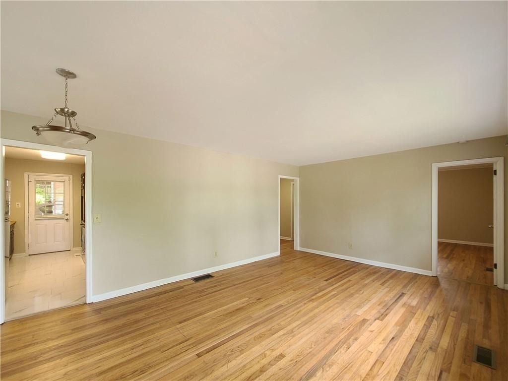 3225 Forrest Hills Drive - Photo 6
