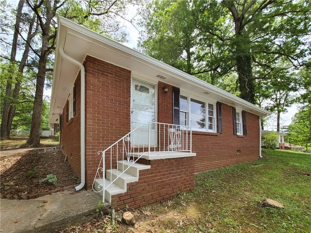 3225 Forrest Hills Drive - Photo 5