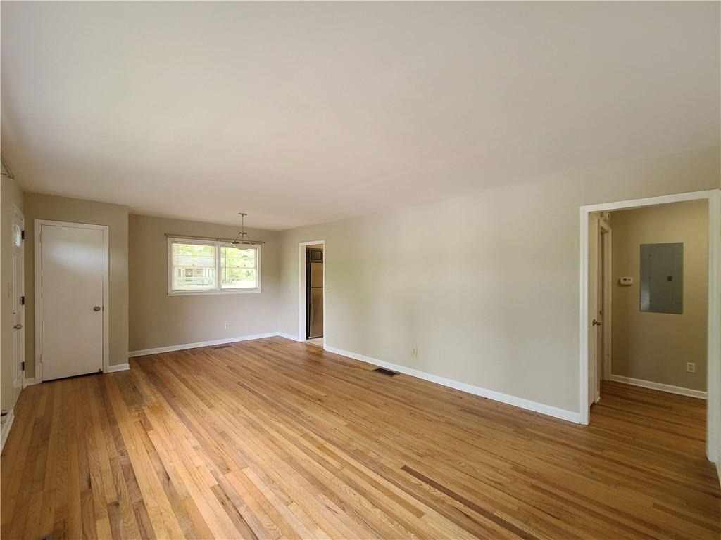 3225 Forrest Hills Drive - Photo 11