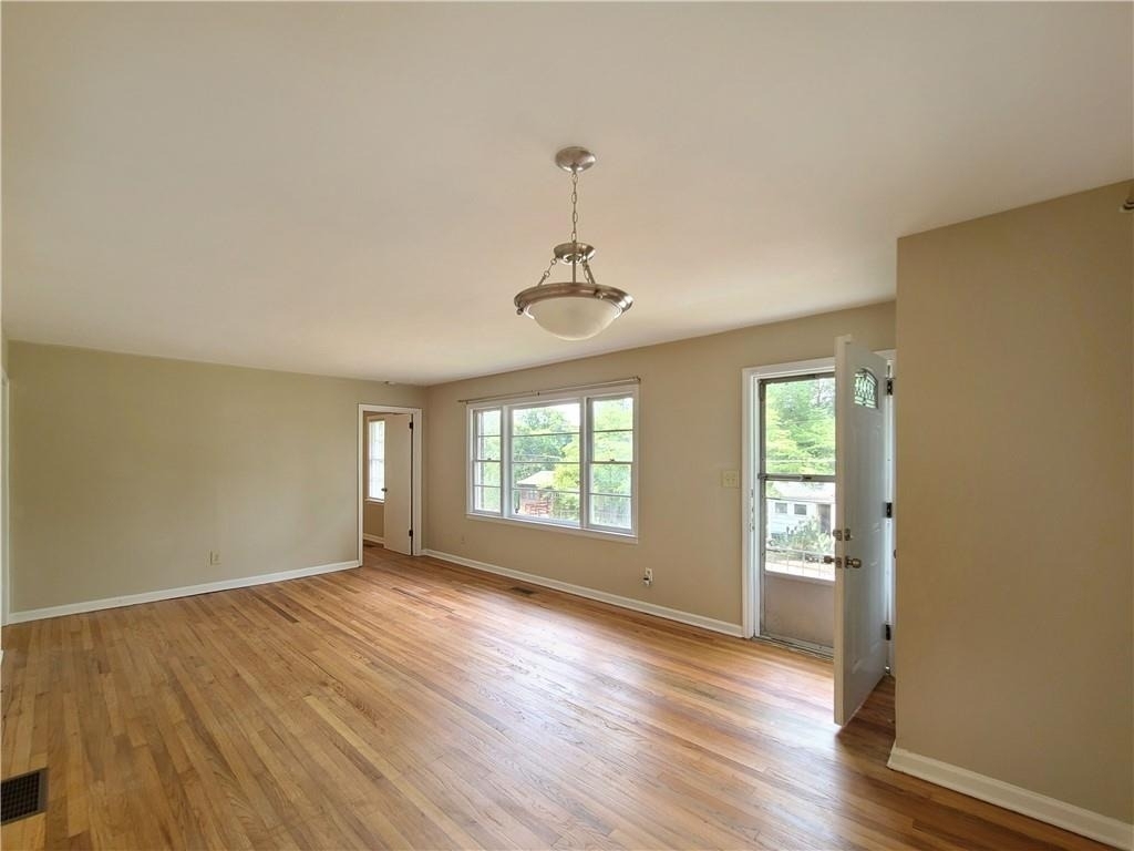 3225 Forrest Hills Drive - Photo 8