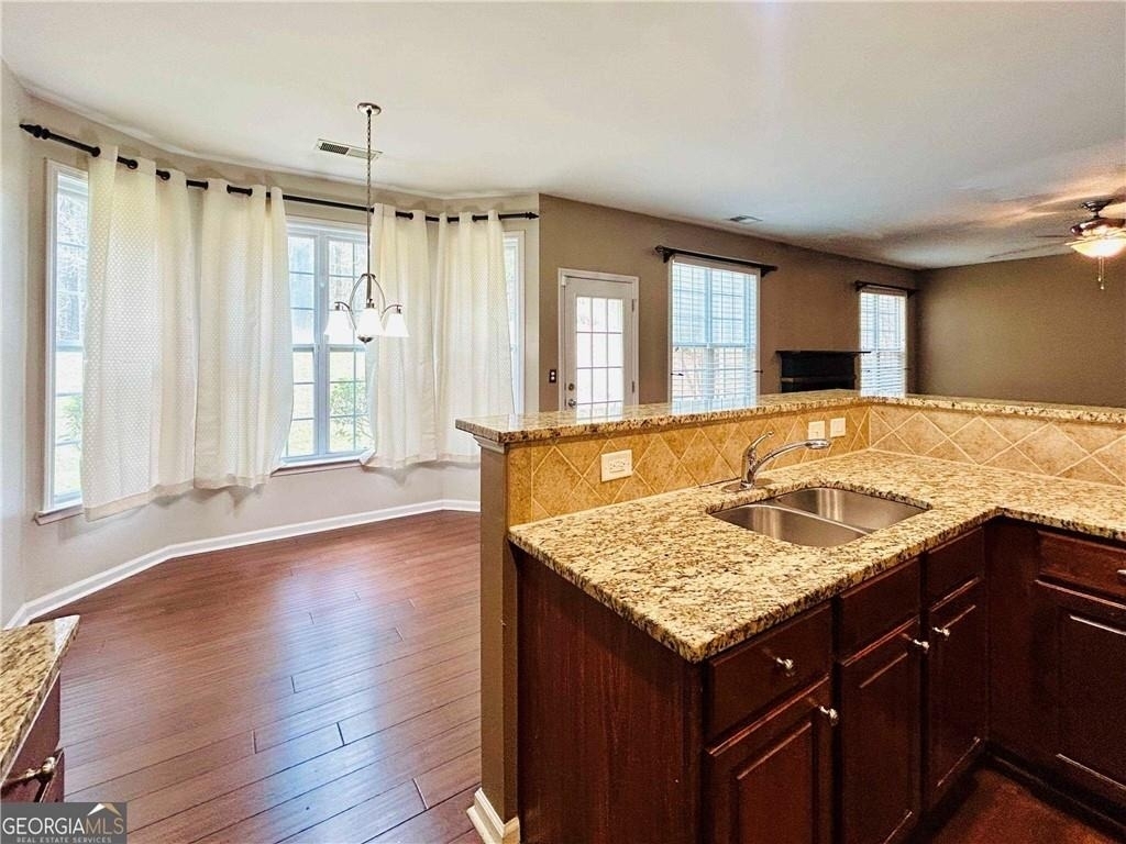 7613 Cedar Grove Ct. - Photo 1