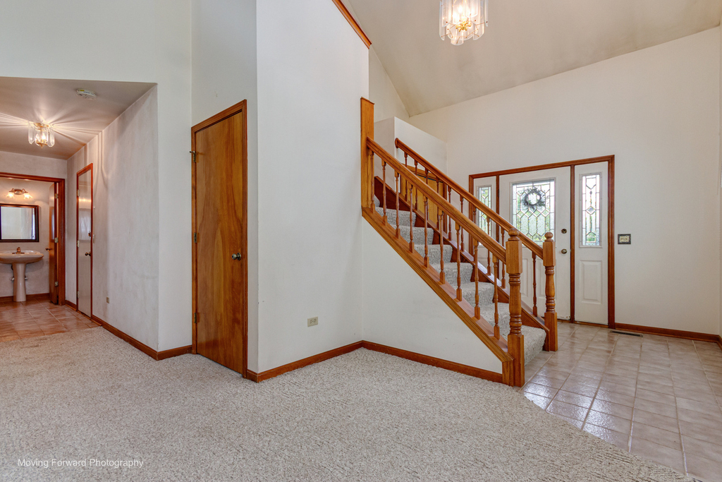 69 N Lambert Road - Photo 4
