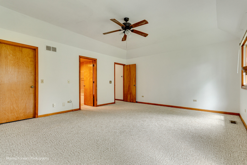 69 N Lambert Road - Photo 12