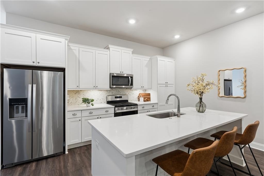 857 Constellation Drive - Photo 5