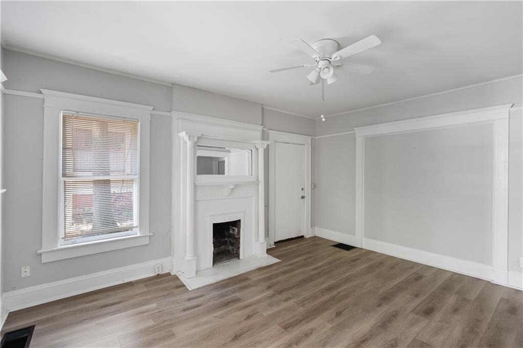 742 Charles Allen Drive Ne - Photo 4