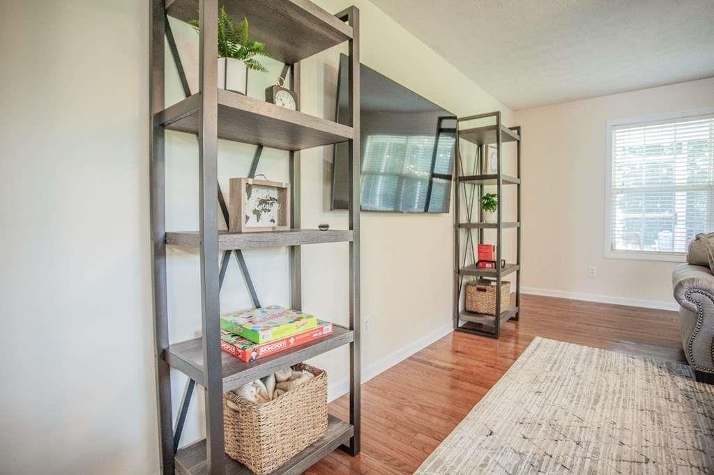 211 South Street - Photo 11