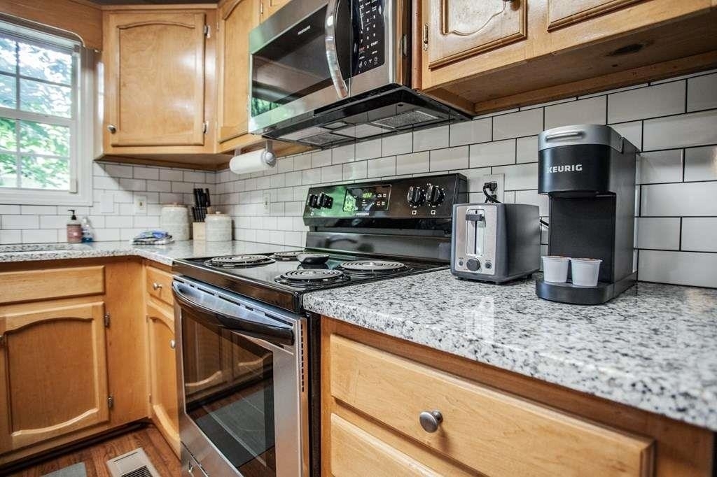211 South Street - Photo 10