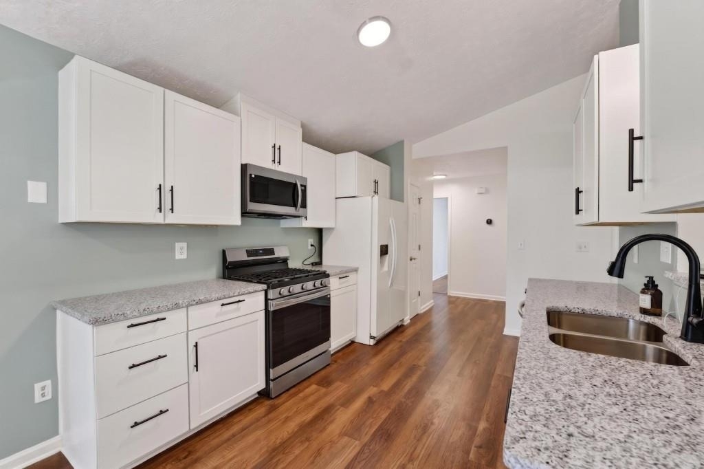 2558 Candlewood Way - Photo 11