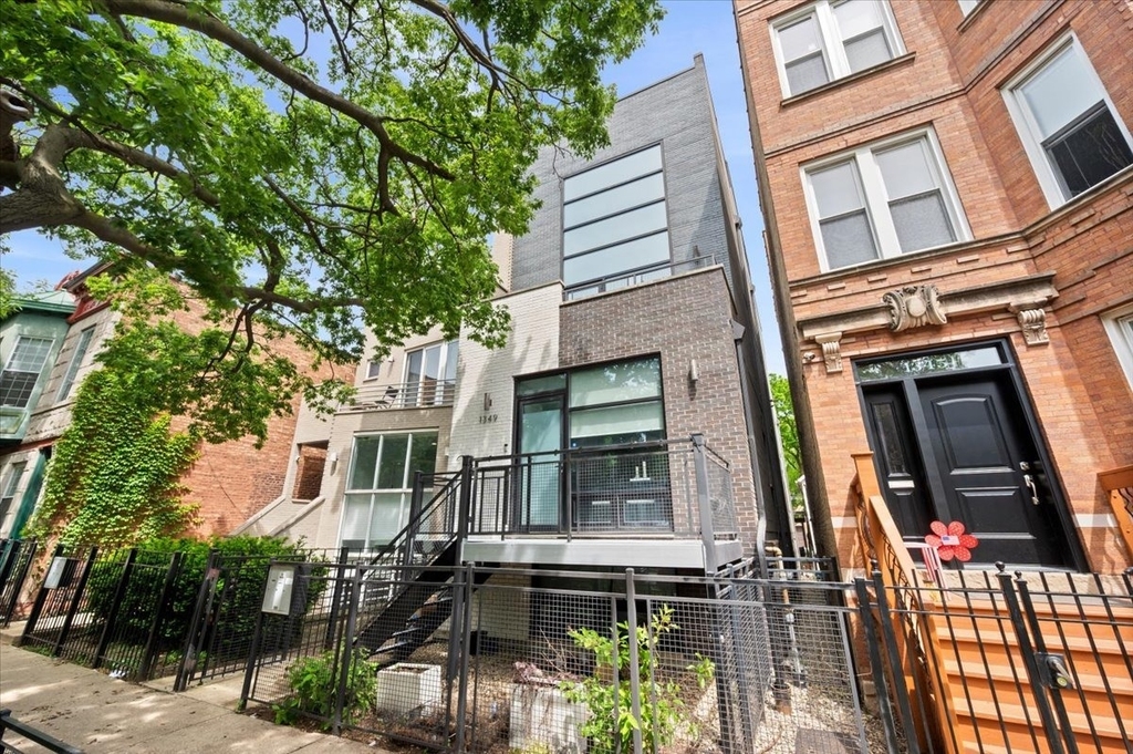 1349 N Leavitt Street - Photo 0