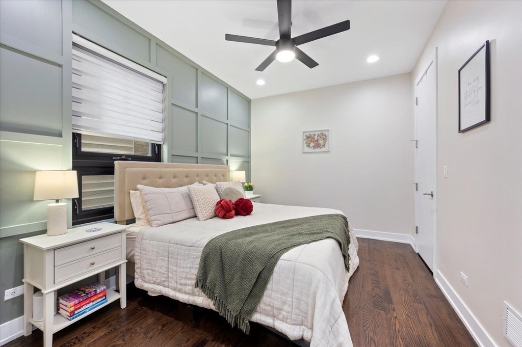 1349 N Leavitt Street - Photo 13