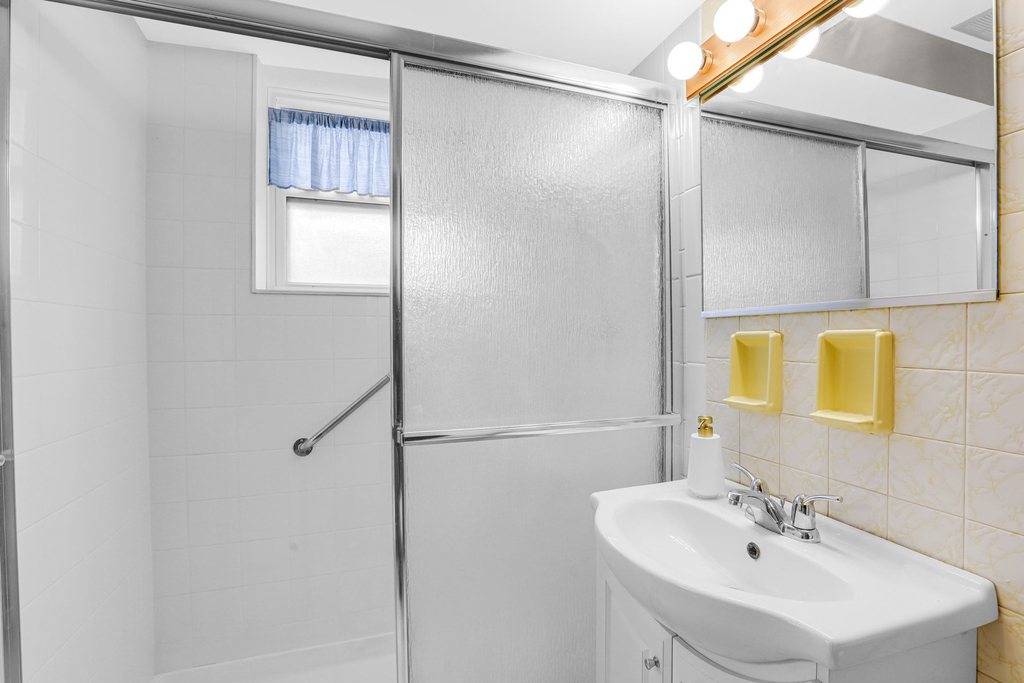 7101 W Foster Place - Photo 9