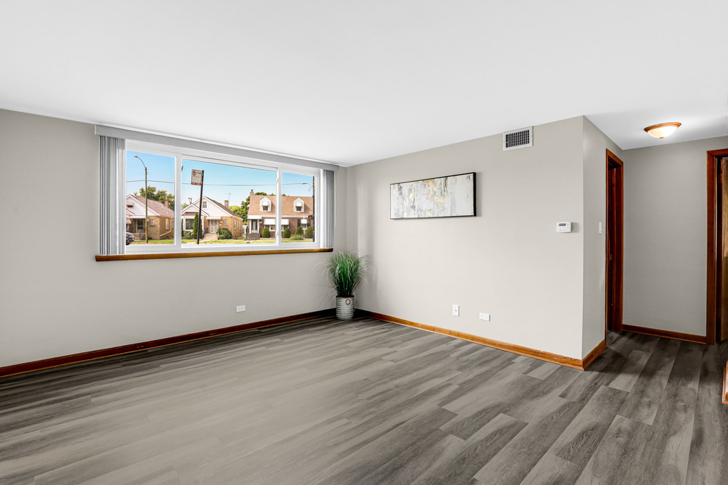 7101 W Foster Place - Photo 1