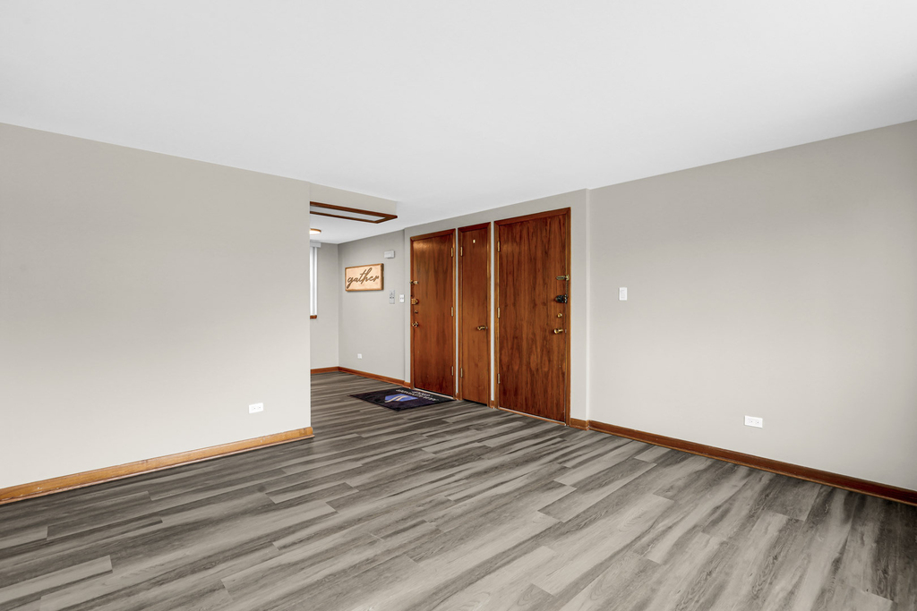 7101 W Foster Place - Photo 4