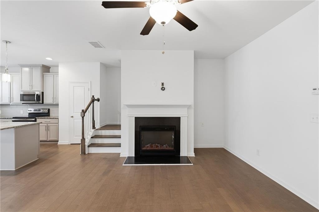 2392 Belmont Place - Photo 8