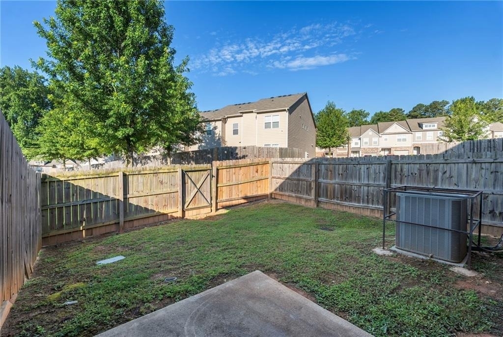 2392 Belmont Place - Photo 25