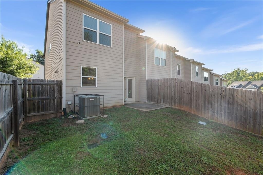 2392 Belmont Place - Photo 26