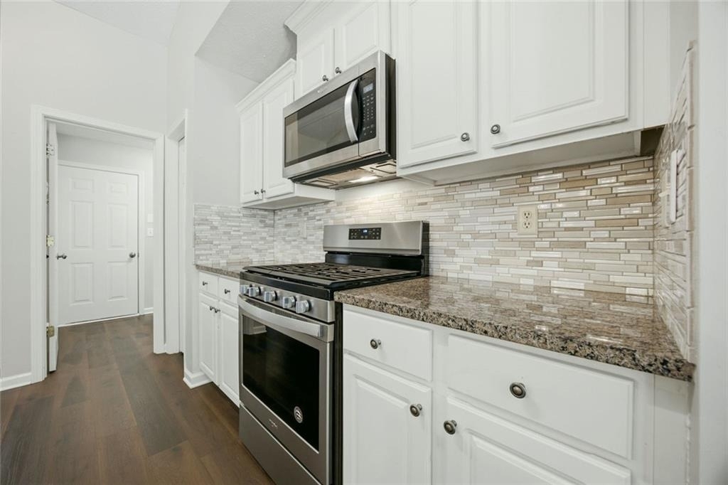 572 Staghorn Lane - Photo 8