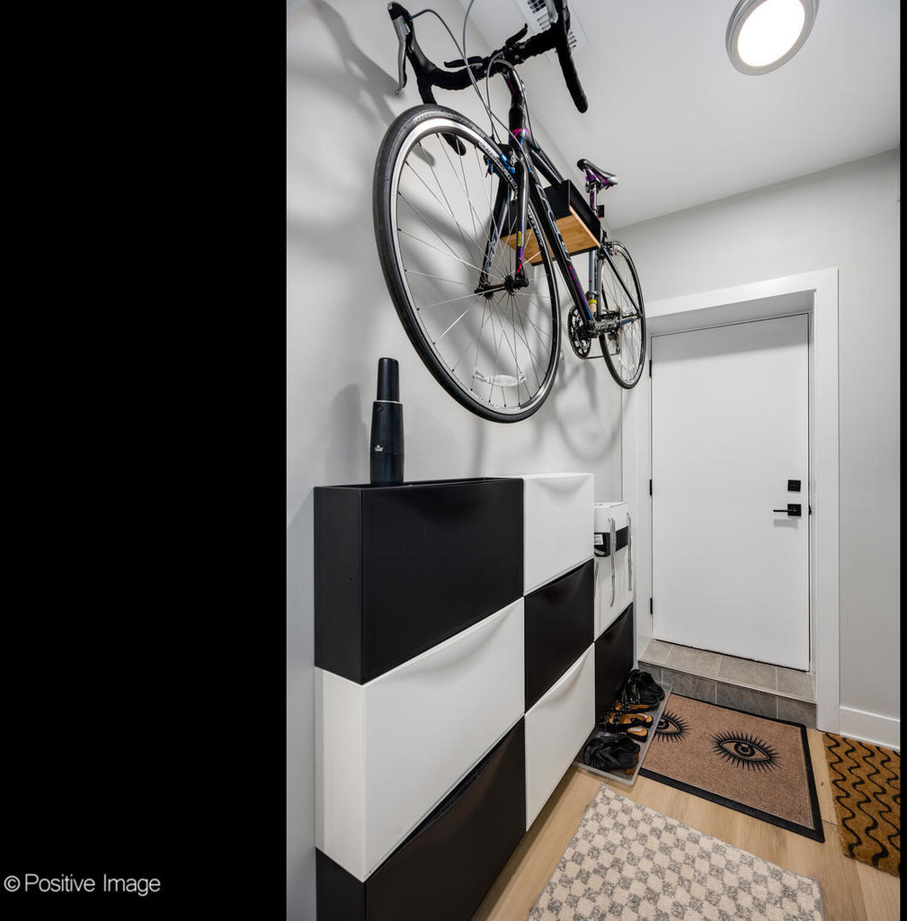 833 N Hoyne Avenue - Photo 11