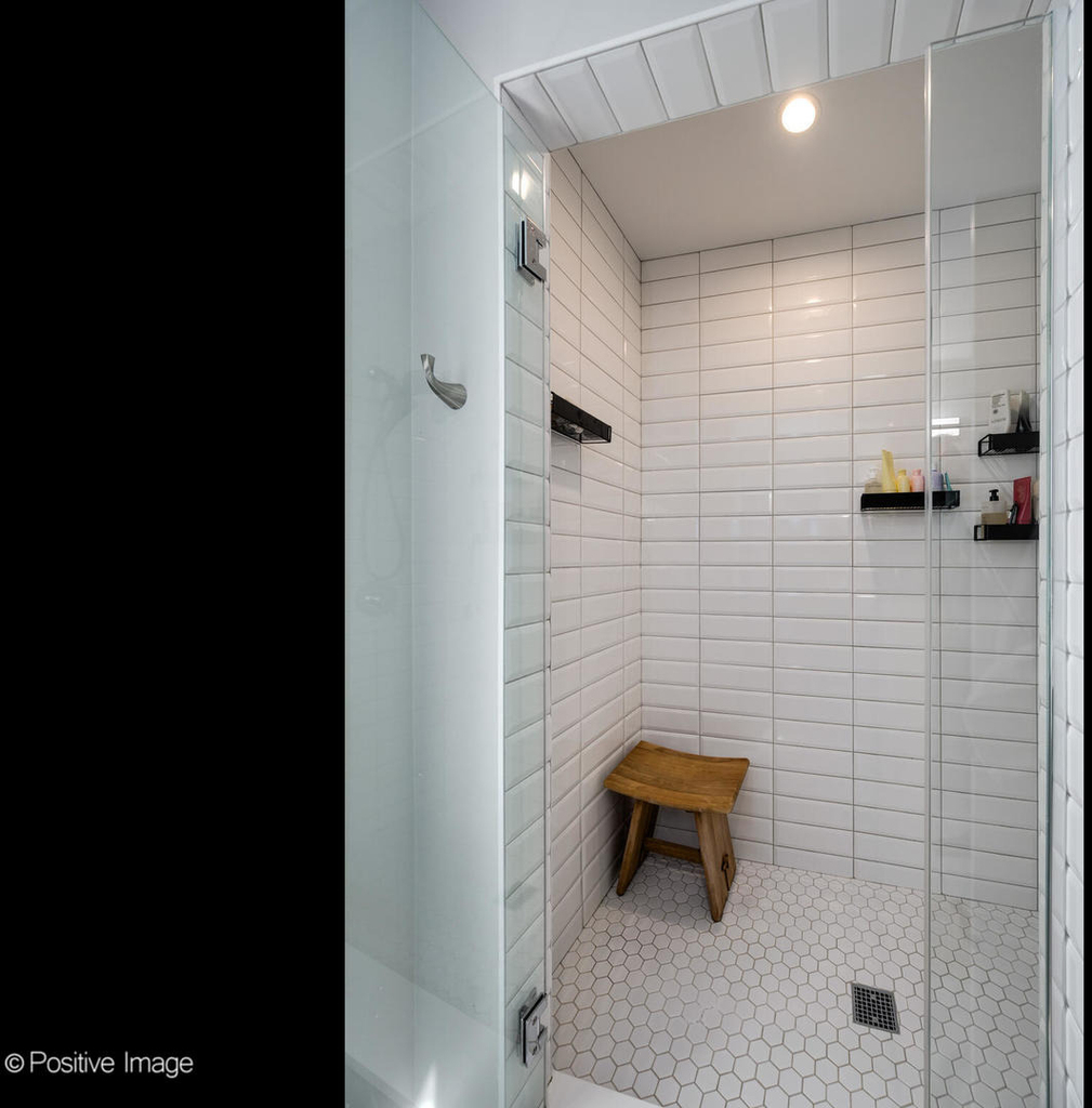 833 N Hoyne Avenue - Photo 10
