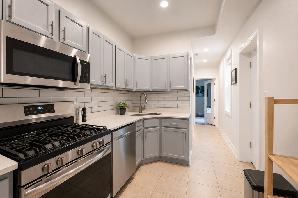 1234 W Huron Street - Photo 5