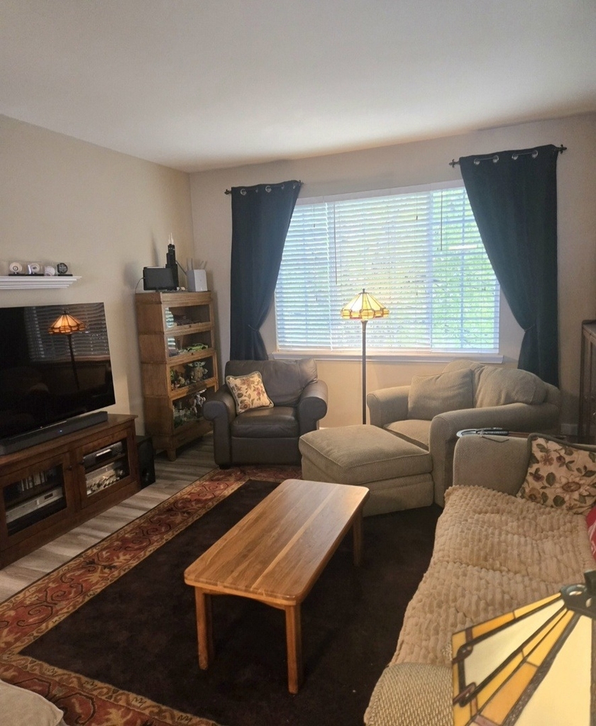 927 Pheasant Trail - Photo 4