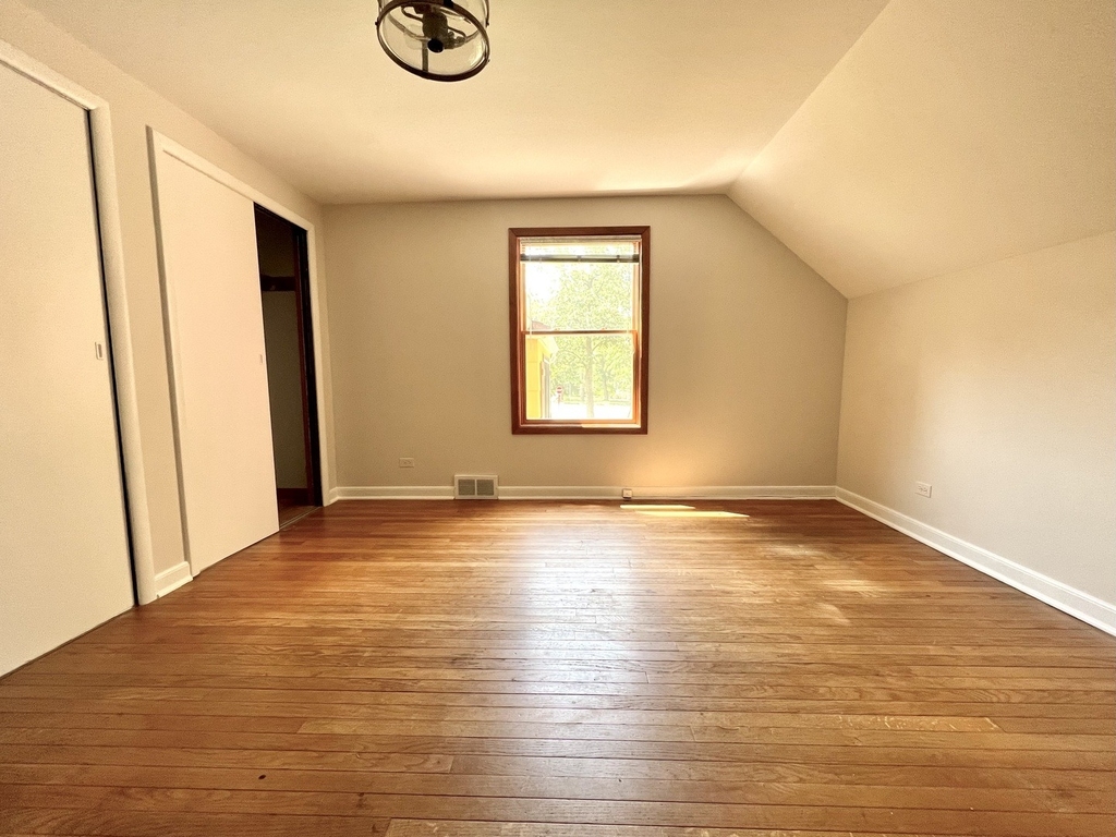 4633 Oakwood Avenue - Photo 6