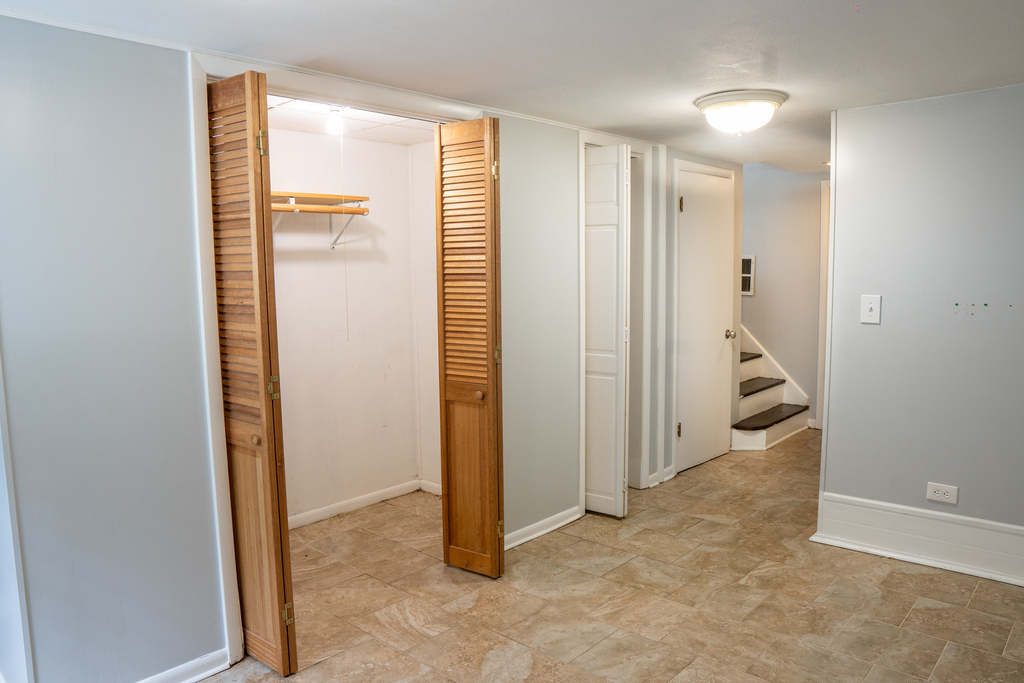 9733 Karlov Avenue - Photo 25