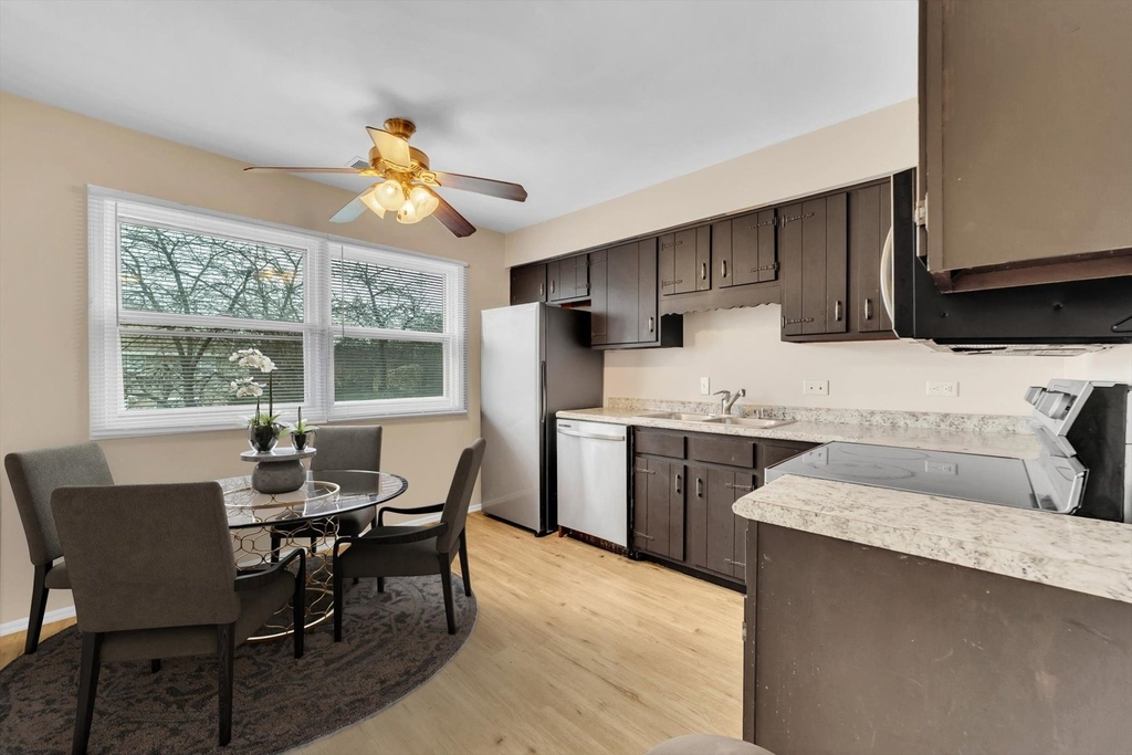 4032 216th Street - Photo 3