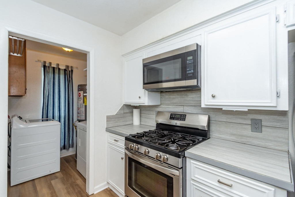 1714 Magnolia Drive - Photo 9