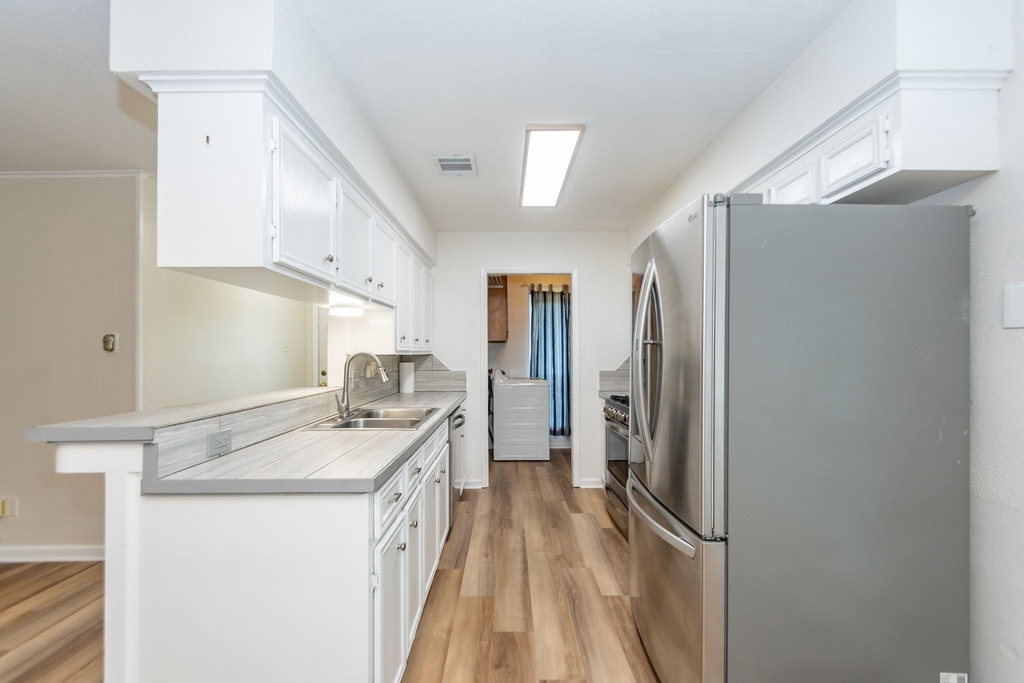 1714 Magnolia Drive - Photo 7