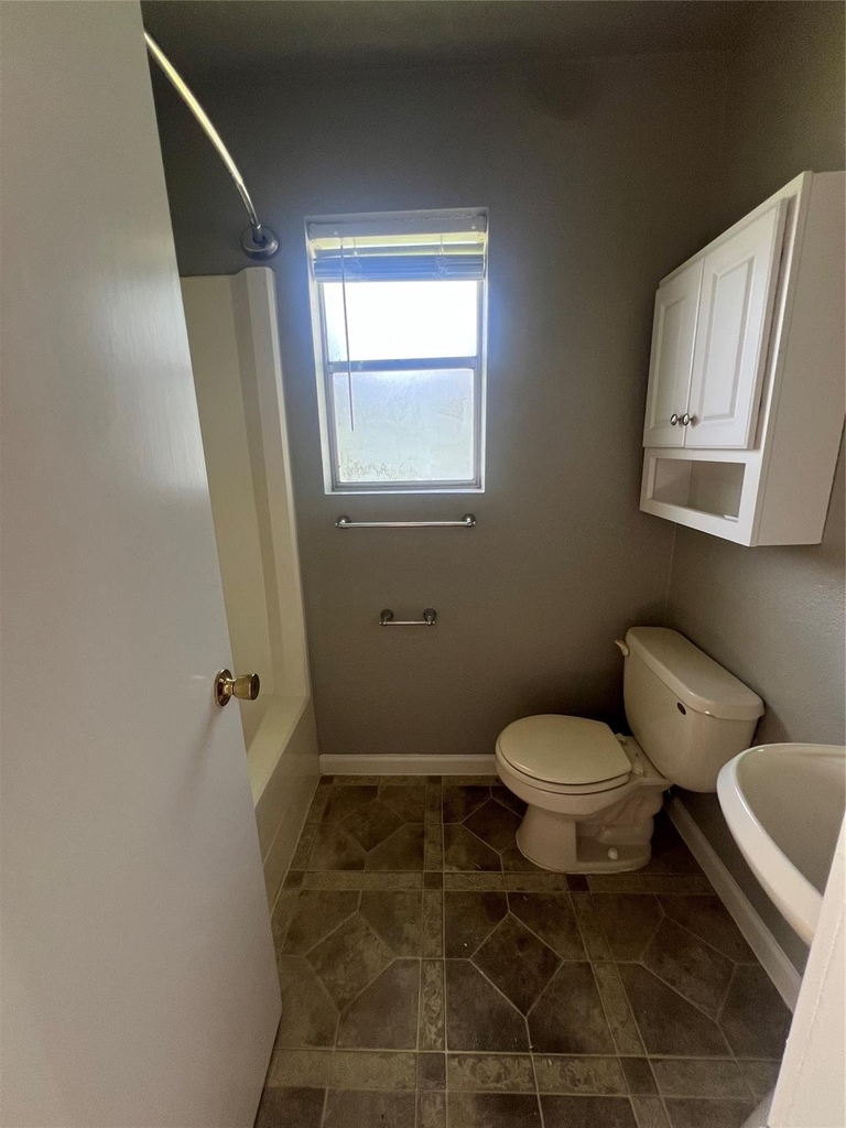 1325 Northbrook Drive - Photo 6