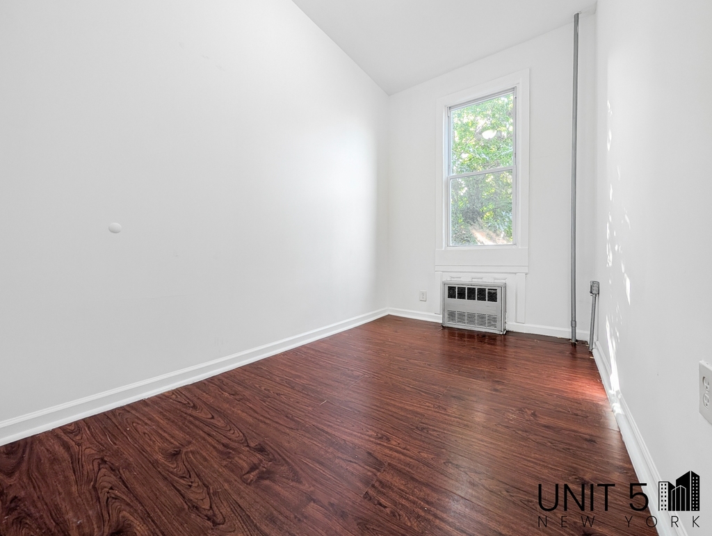 232 Covert Street - Photo 12
