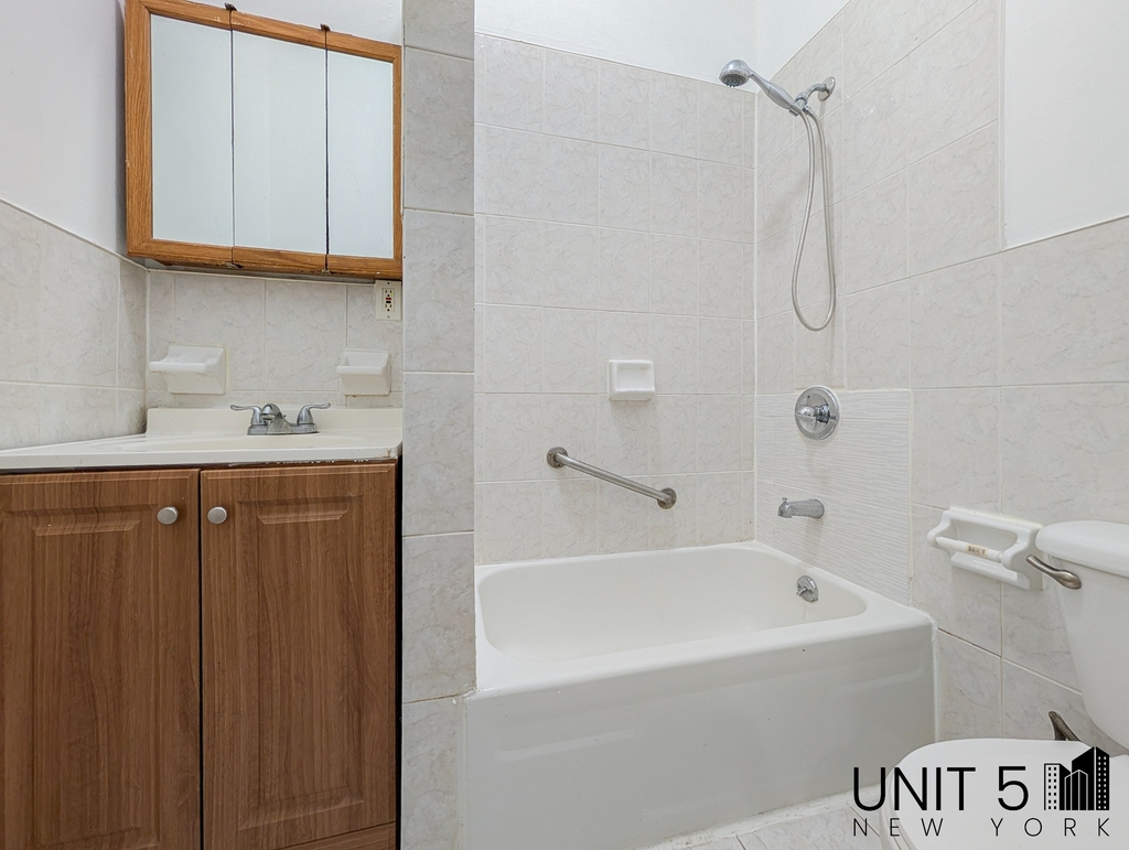 232 Covert Street - Photo 17